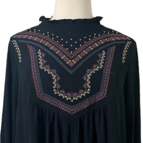 Torrid Top Boho Embroidered High Neck Pullover Black Multi Women’s Size 1X 14/16 - Picture 5 of 13